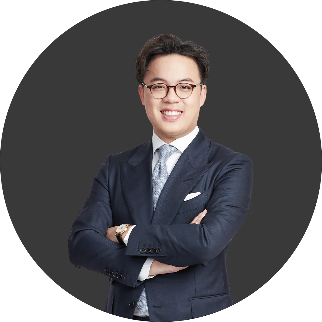 คุณตรีรัตน์ ศิริจันทโรภาส